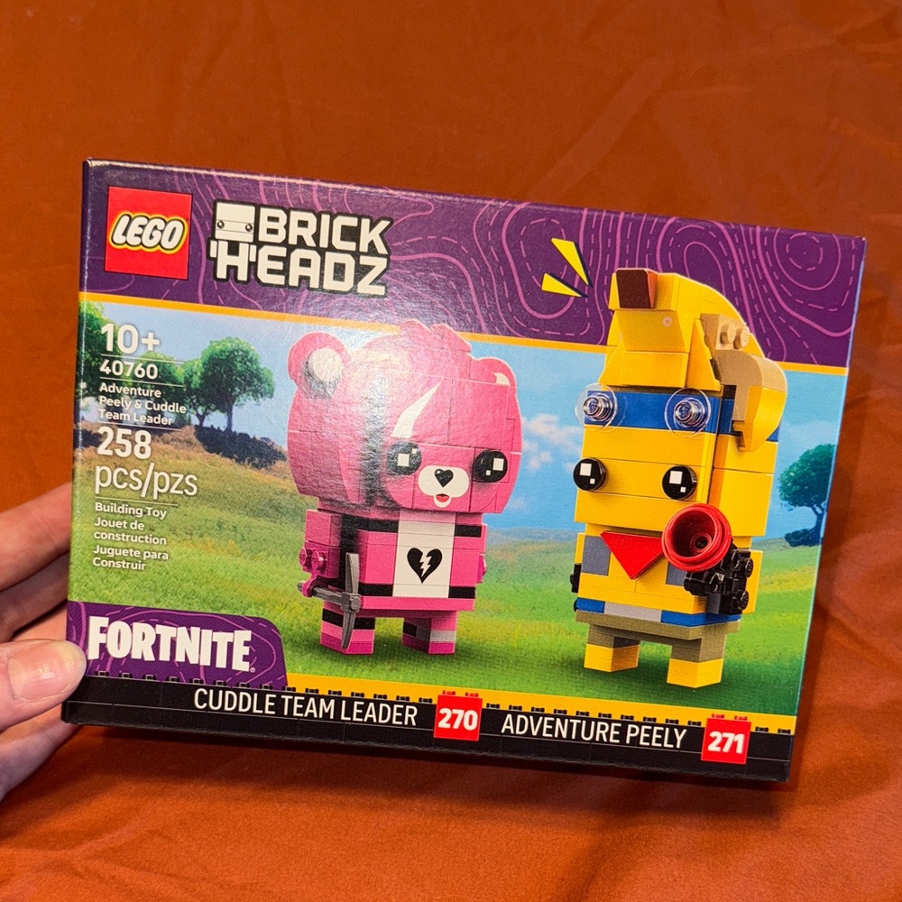 LEGO BrickHeadz Fortnite Cuddle Team Leader and Adventure Peely Set